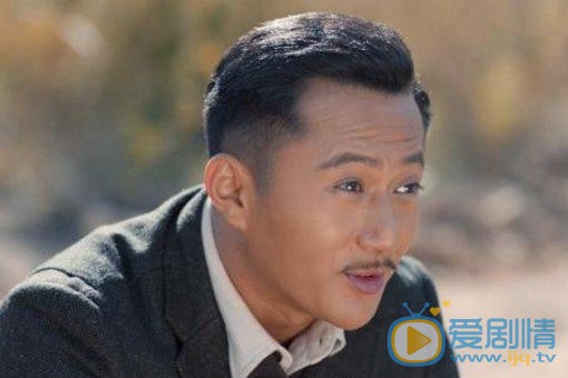 老酒館吉田是誰？他和小尊是什麼關係？