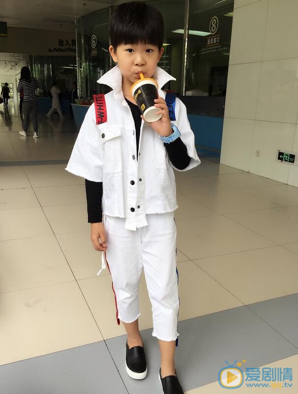  我的前半生冷佳清是誰演的？冷佳清扮演者王天澤個人資料及寫真生活照欣賞