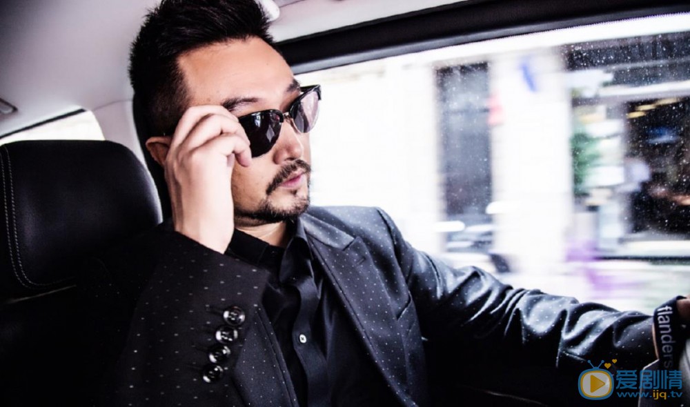 鳴鴻傳大仁府府丞包小乙是誰演的？包小乙扮演者劉向京個人資料、寫真及生活照欣賞