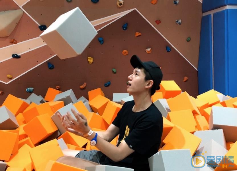 人不彪悍枉少年李漁是誰扮演的?人不彪悍枉少年李漁扮演者張耀個人資料、寫真生活照