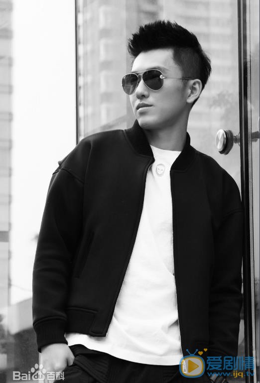 幕後之王凱文是誰扮演的？幕後之王凱文扮演者鄔立朋個人資料、寫真生活照