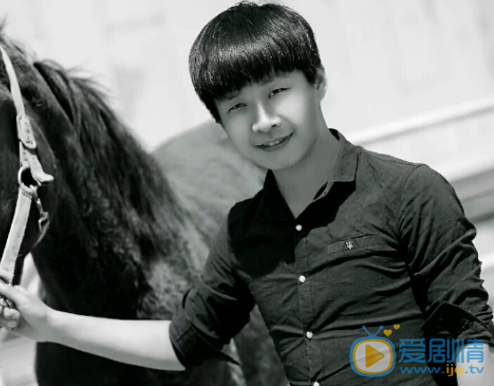 李棟個人資料簡介 李棟演藝經歷 李棟寫真圖片