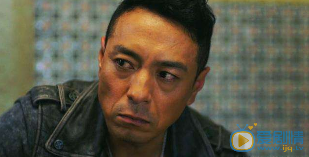 《鐵探》Bingo為什麼要留在營長身邊？他最後會不會被營長殺死？