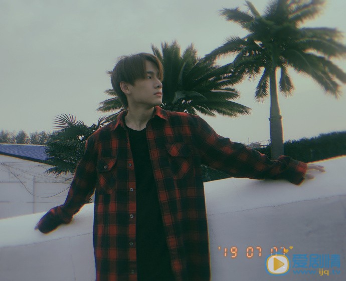 姚琛個人資料簡介 姚琛演藝經歷 姚琛寫真圖片