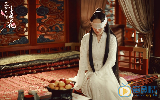 三生三世十里桃花素素跳下誅仙台死了嗎?素素怎么變成白淺的?