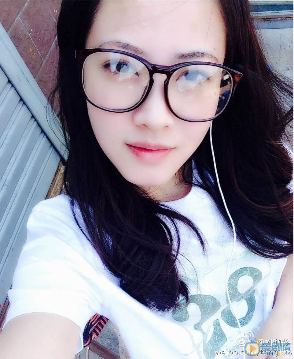 電視劇麻雀中柳美娜扮演者劉珈彤生活照