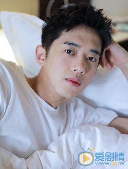 流星花園馮美作是誰演的？馮美作扮演者梁靖康個人資料、寫真及生活照欣賞