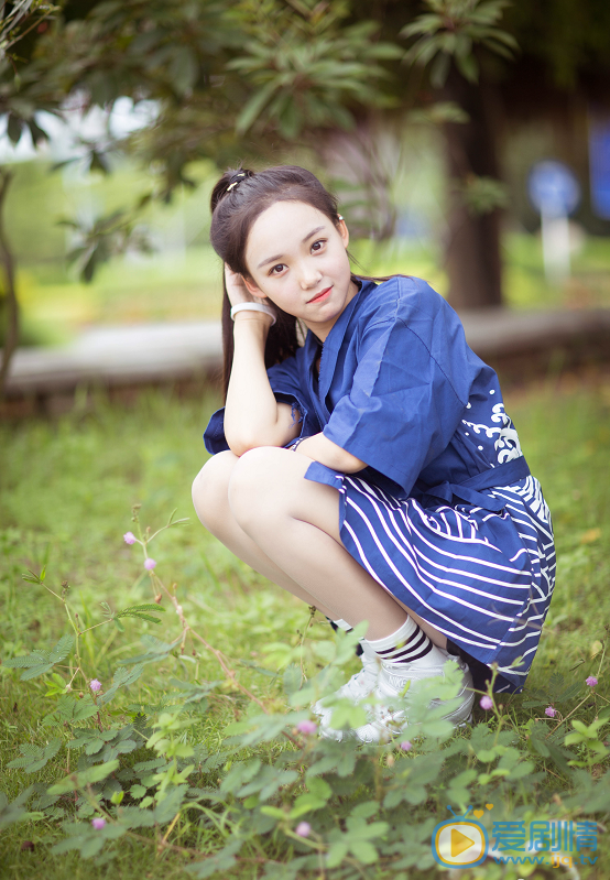 呂小雨個人資料簡介 呂小雨個人經歷家庭背景介紹 呂小雨圖片寫真照