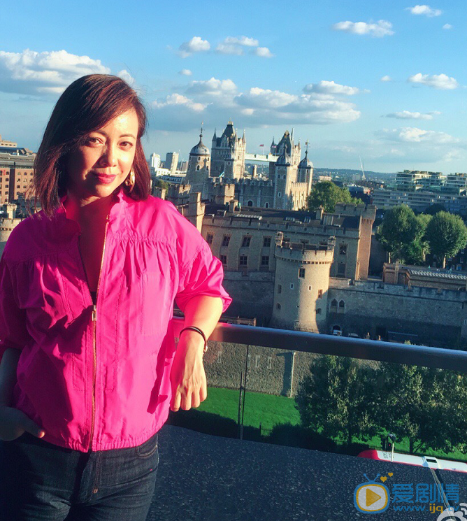  繁星四月四月媽媽是誰演的？四月媽媽扮演者鄧萃雯個人資料介紹