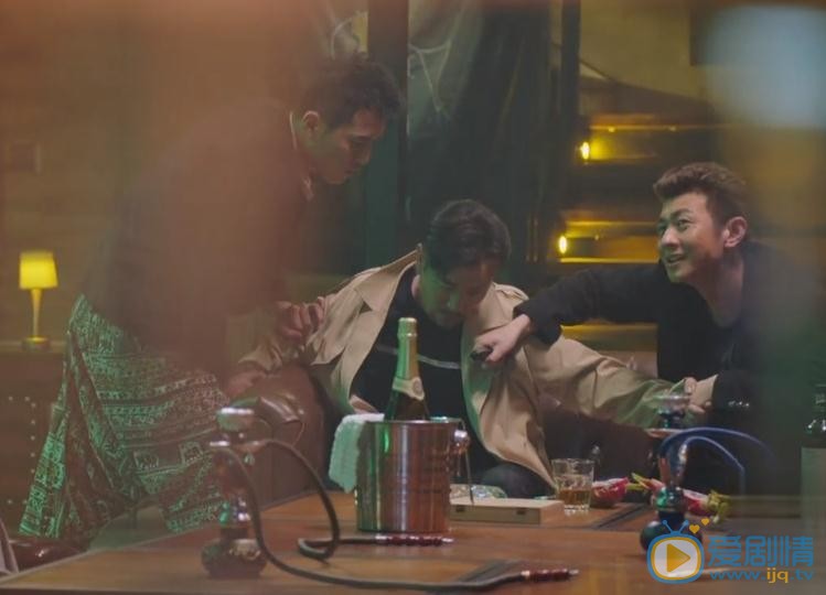 獵毒老鬼為什麼要殺呂雲鵬？呂雲鵬身份曝光了嗎？