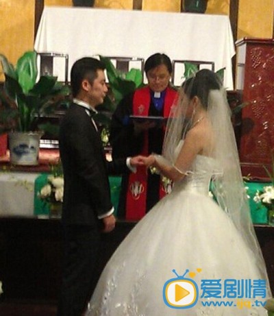 曹徵結婚了嗎？曹征老婆是誰？曹征老婆宋茶茶及兒子照片