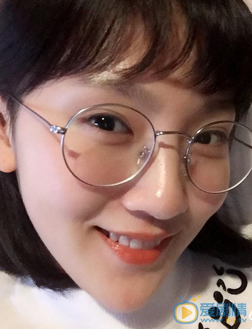 雙世寵妃鏡心是誰扮演的？雙世寵妃鏡心扮演者孫藝寧個人資料、寫真及生活照欣賞