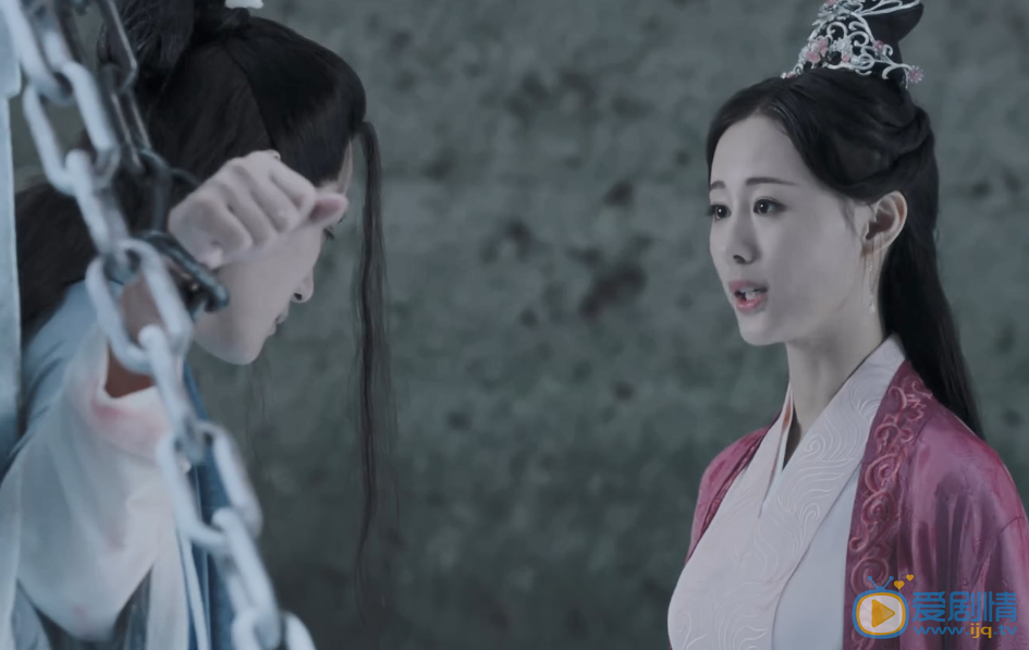 聽雪樓小吟潛入龍家目的是什麼？小吟真實身份是什麼？