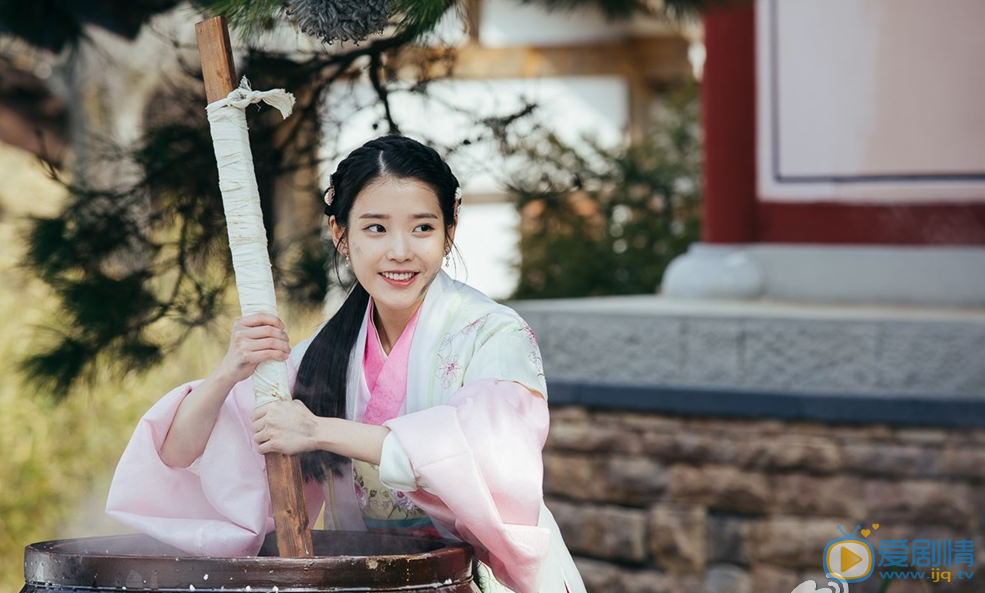 步步驚心：麗公布三角關係海報 李準基-李智恩-姜河那&ldquo;強烈又另類&rdquo;的三角關係